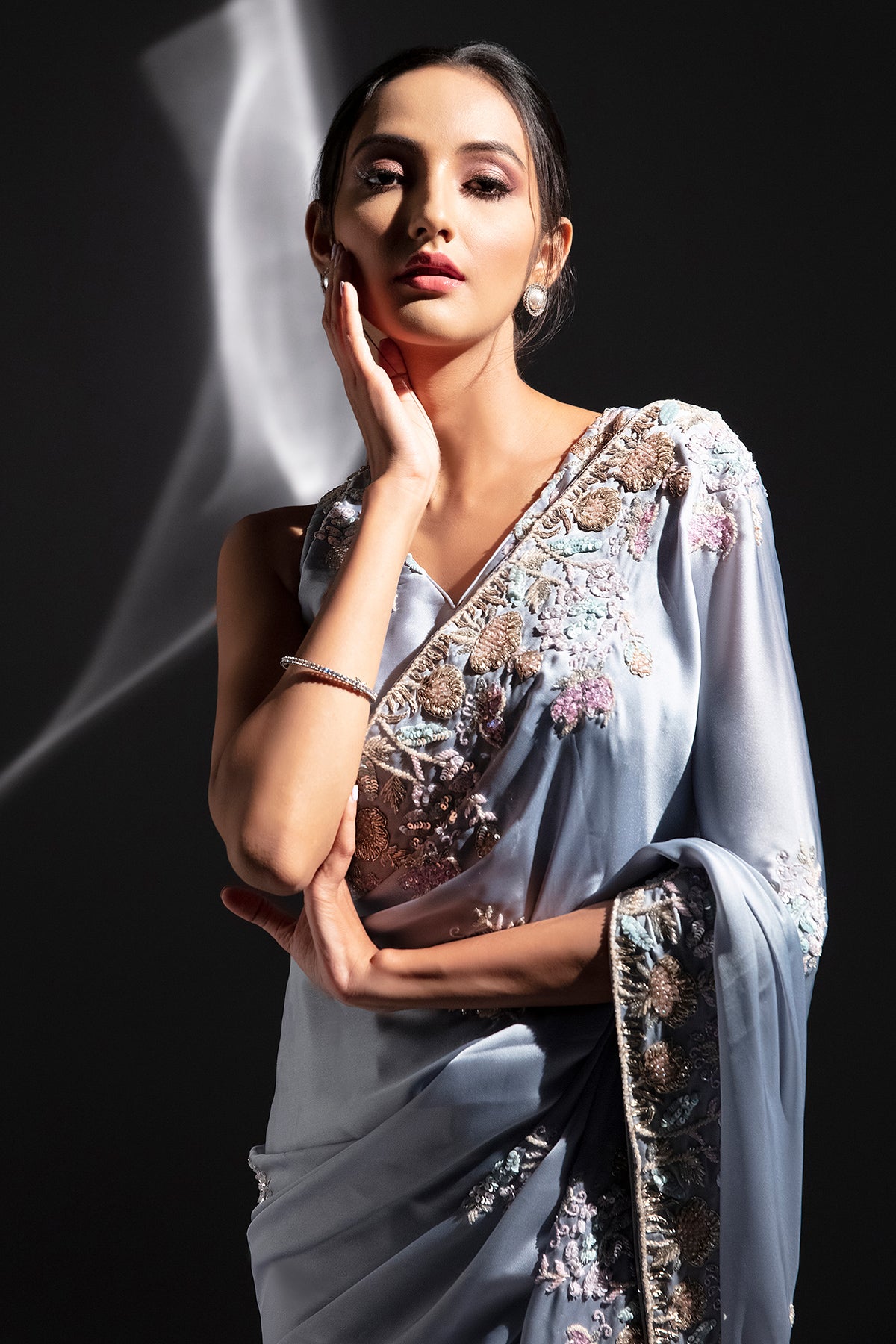 Pani hari Celestial Blue Embroidered Saree Set